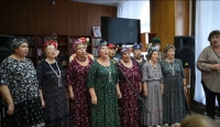 В городской библиотеке выступил хоровой ансамбль "Надежда"